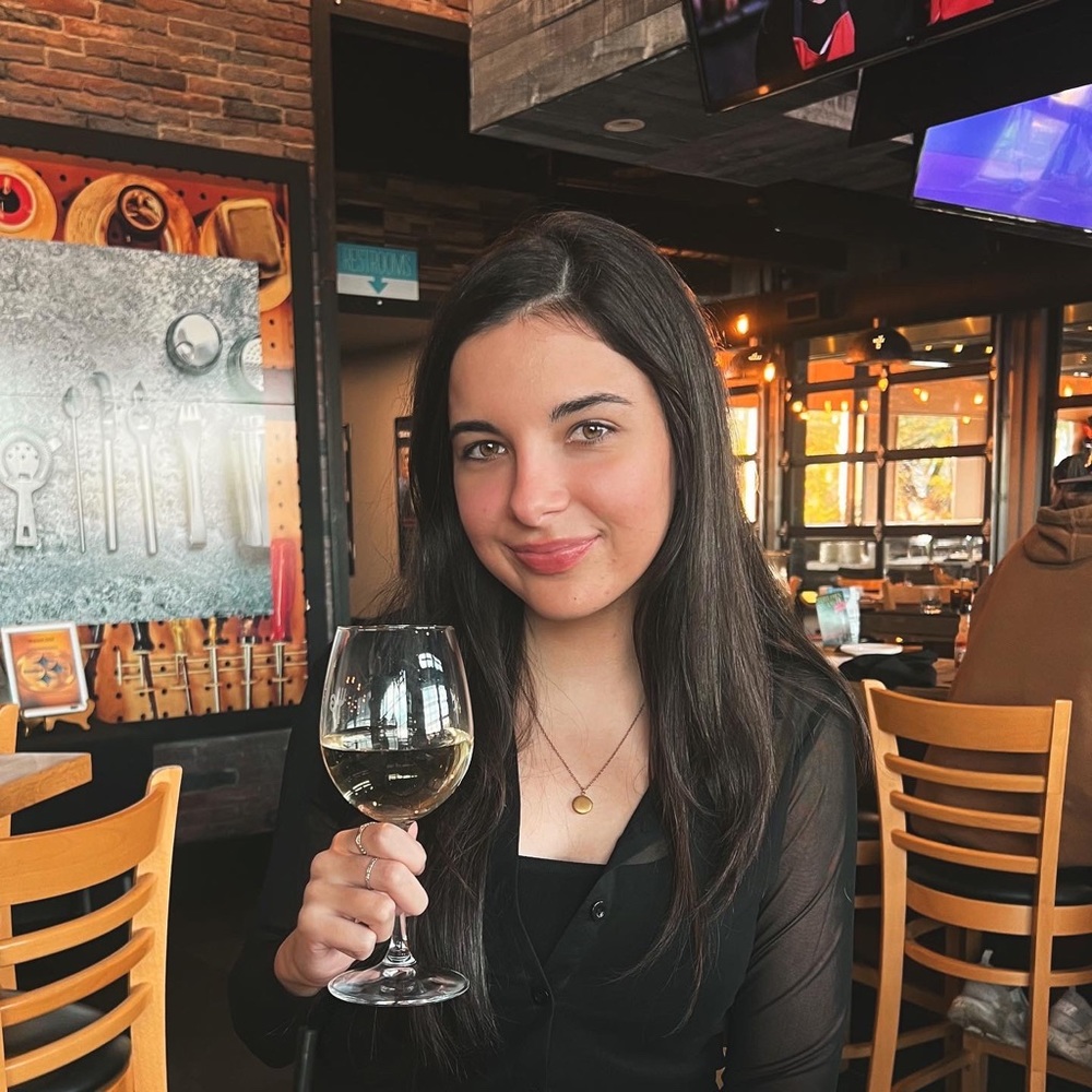 Meet your Posher, Julia